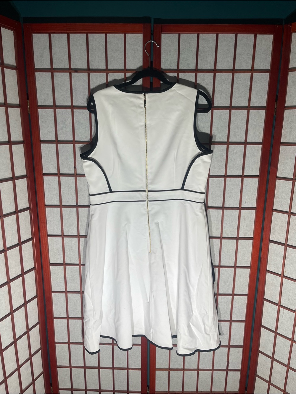 Calvin Klein White Sleeveless A-Line Midi Dress with Black Trim - Picture 3 of 3